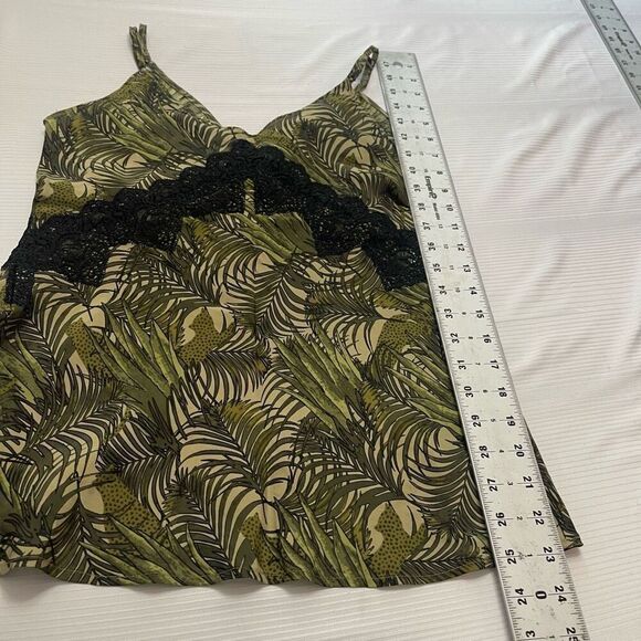 Carine Roitfeld Paris x Uniqlo Palm Silk Tank Top Size Small - Picture 6 of 6